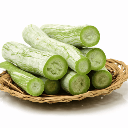 Desi Snake Gourd (Chichinda / Padwal) Seeds – High-Yielding, Vigorous Climber (Choose Variety)